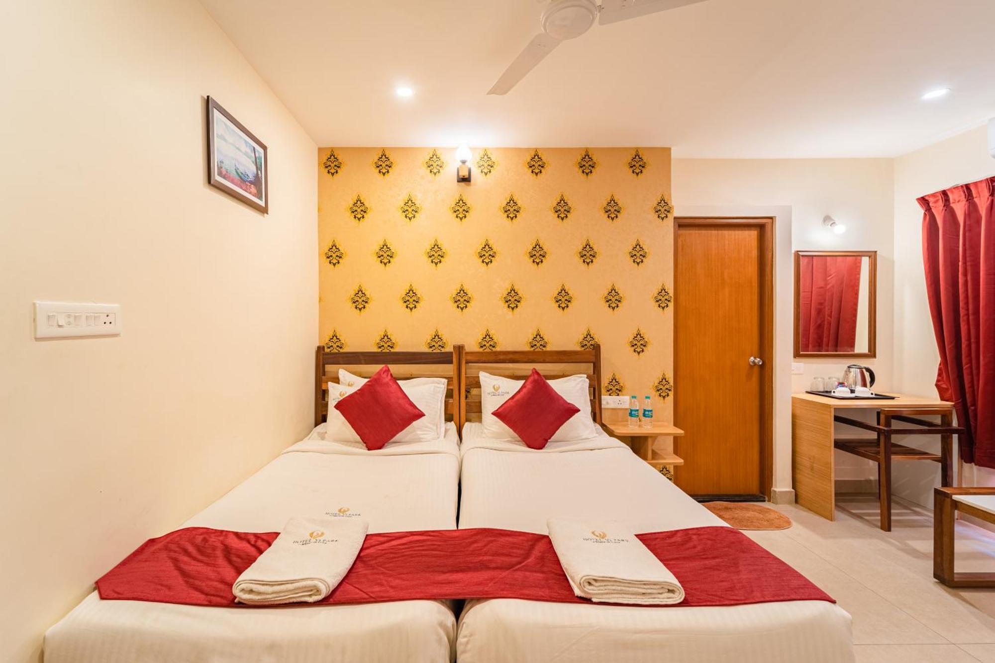 Hotel VI Park - City Centre Pondicherry Exterior photo