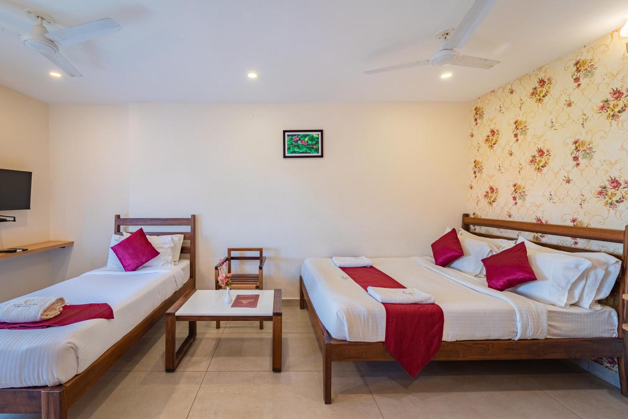Hotel VI Park - City Centre Pondicherry Exterior photo
