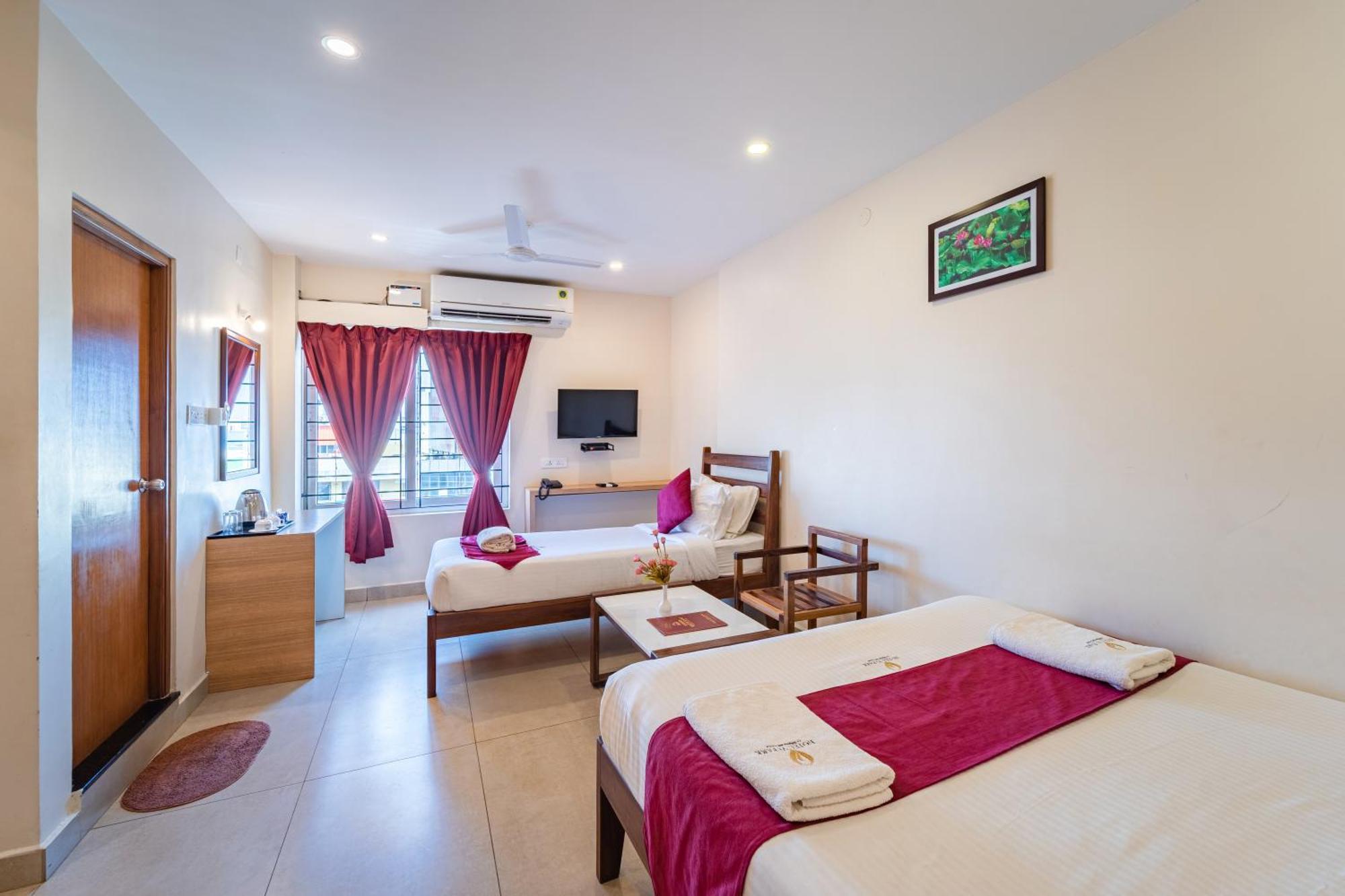 Hotel VI Park - City Centre Pondicherry Exterior photo