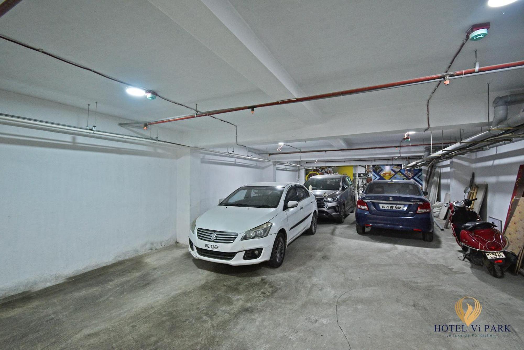 Hotel VI Park - City Centre Pondicherry Exterior photo
