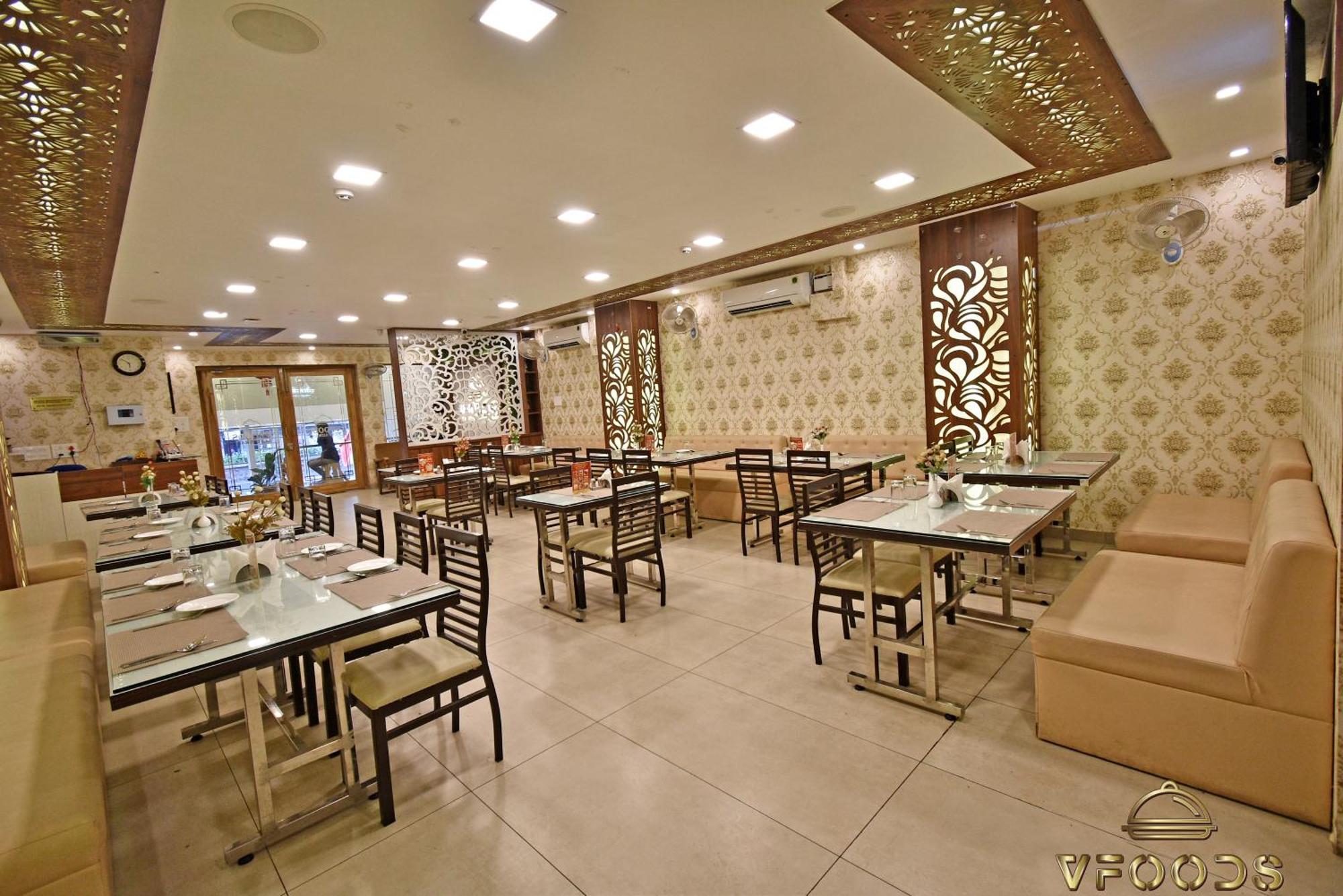 Hotel VI Park - City Centre Pondicherry Exterior photo
