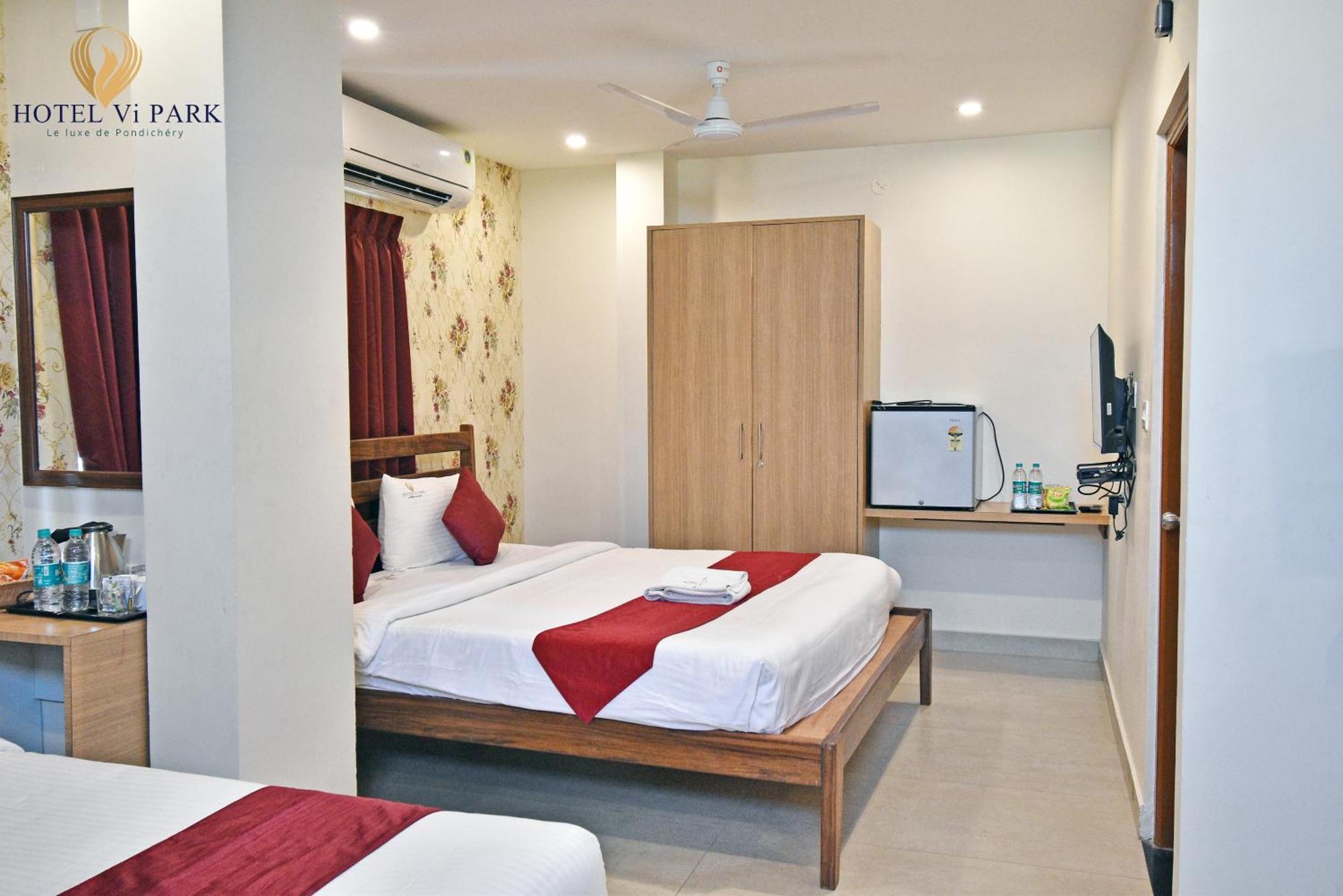 Hotel VI Park - City Centre Pondicherry Exterior photo